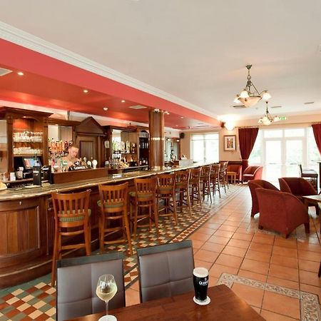 Riverside Park Hotel Macroom Eksteriør billede