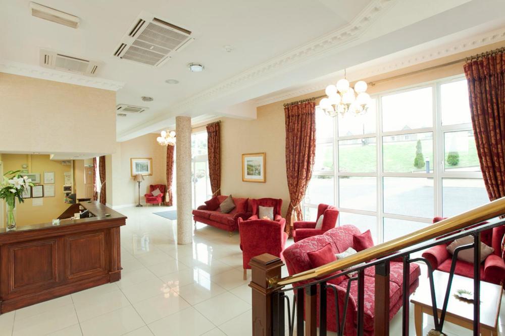 Riverside Park Hotel Macroom Eksteriør billede